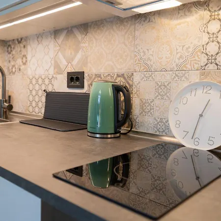 Golden Pineview 아파트 즐라티보